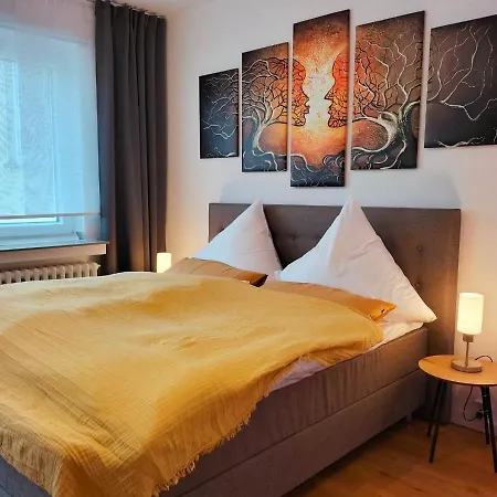 Living-life, Klinik & Messe Vor Ort, Wlan, Netflix