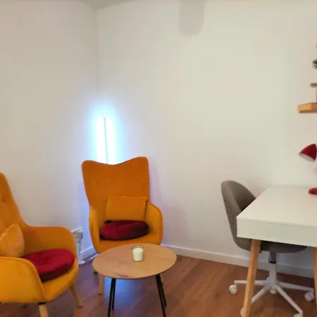 Apartment Living-life, Klinik & Messe Vor Ort, Wlan, Netflix *